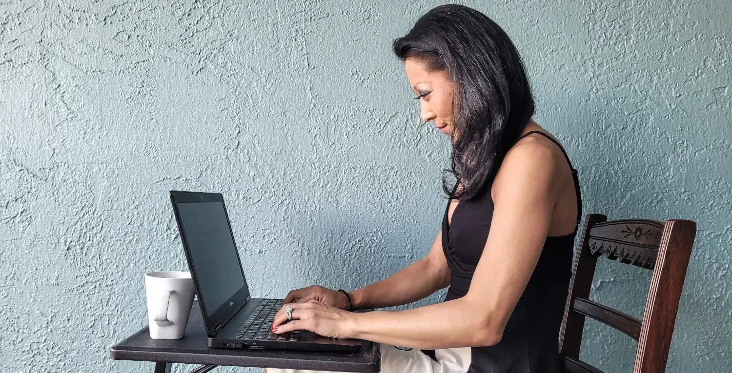 business-professional-generation-x-confident-woman-2022-04-10-01-33-37-utc